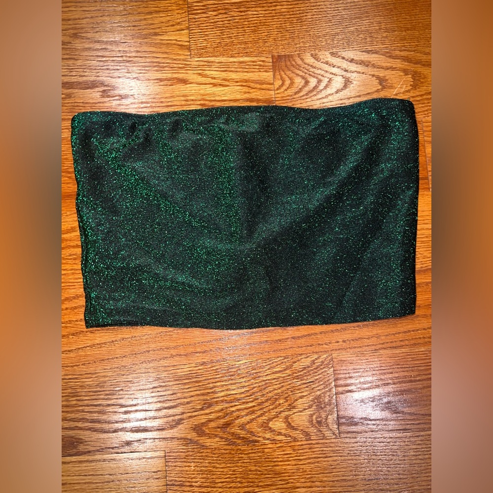 La Hearts Glittery Emerald Top